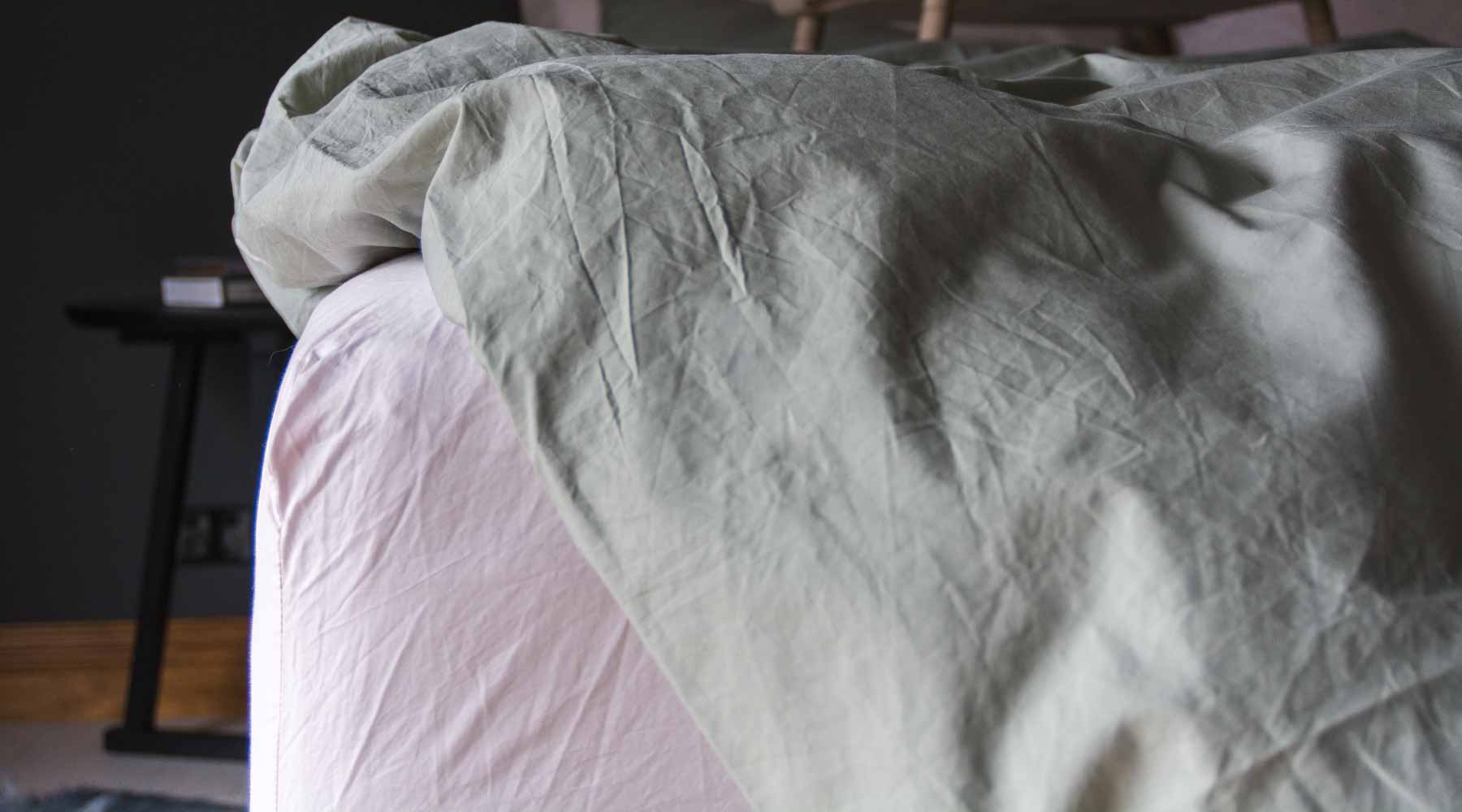 Extra deep 50cm fitted sheet