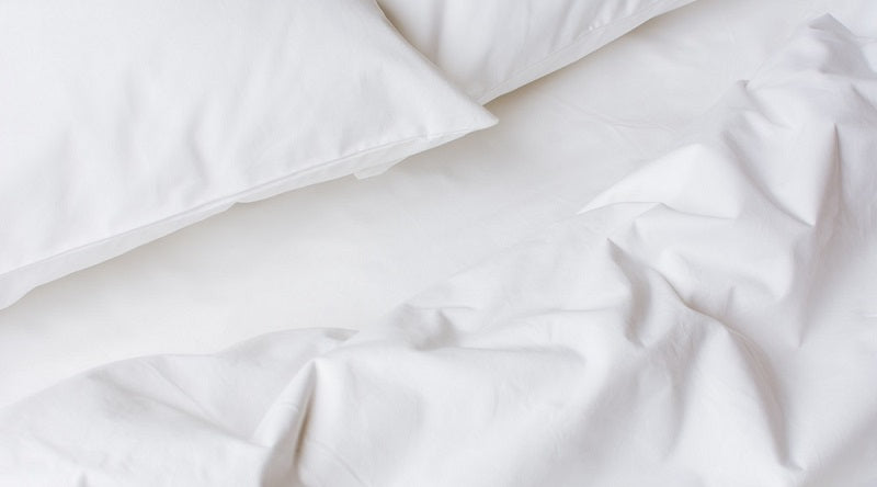 How to keep white sheets white