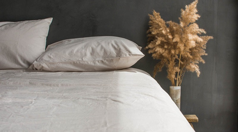 Sleeping without a flat sheet